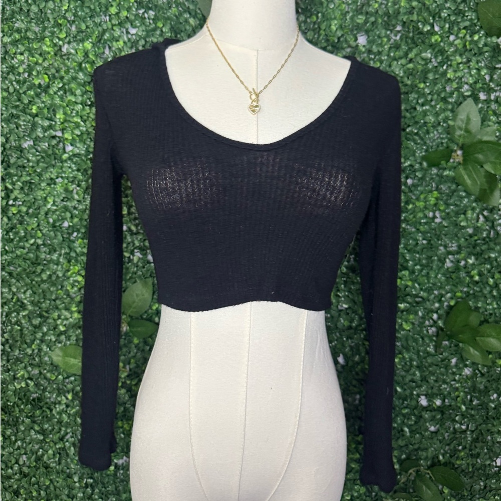 Black Ribbed Long Sleeve Crop Top with Hood